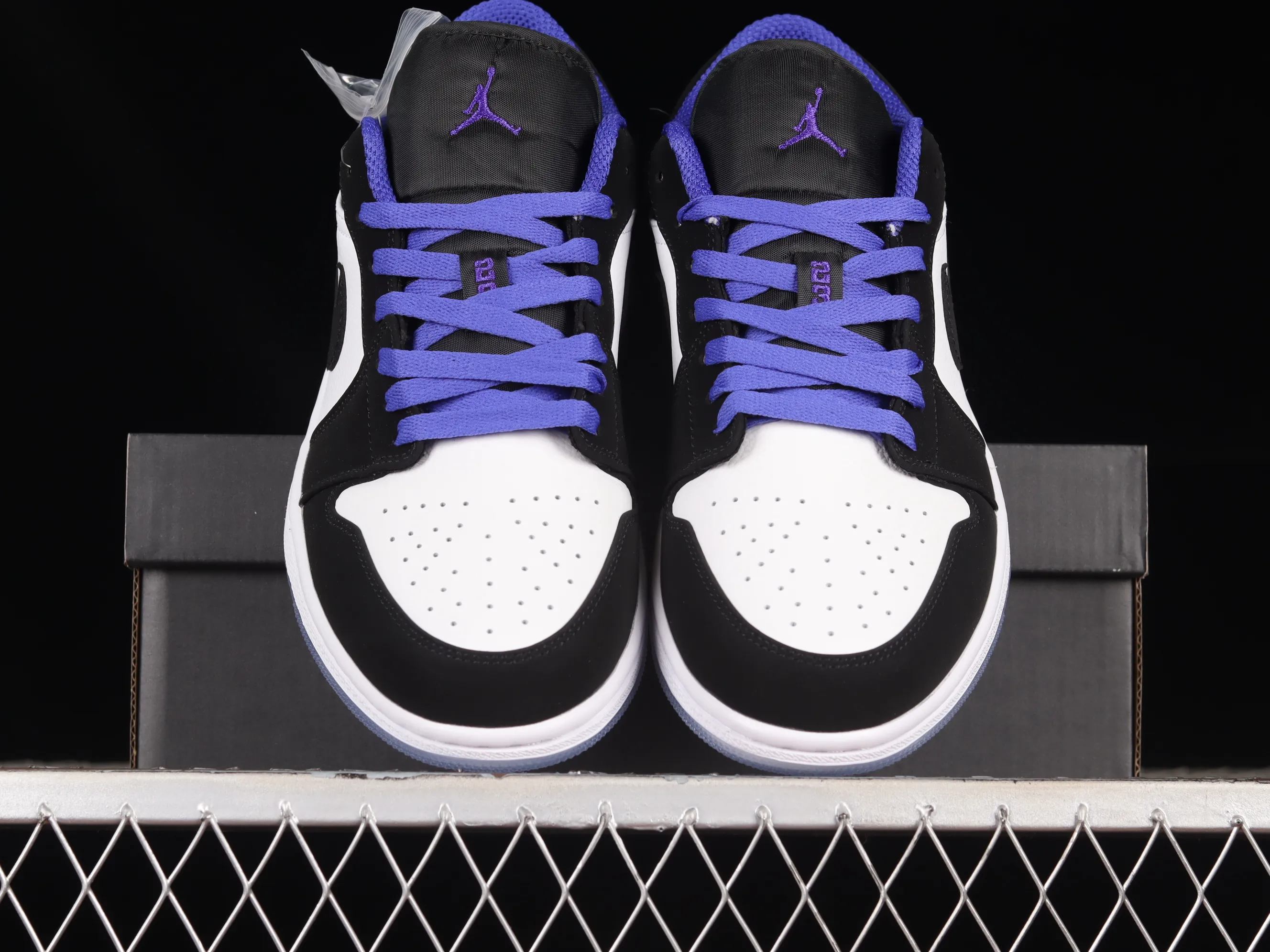 All categories Air Jordan Jordan series basketball shoes Air Jordan 1 Low Air Jordan 1 Low AJ1 Joe 1 crystal black and white low-top cultural basketball shoes 553558-108